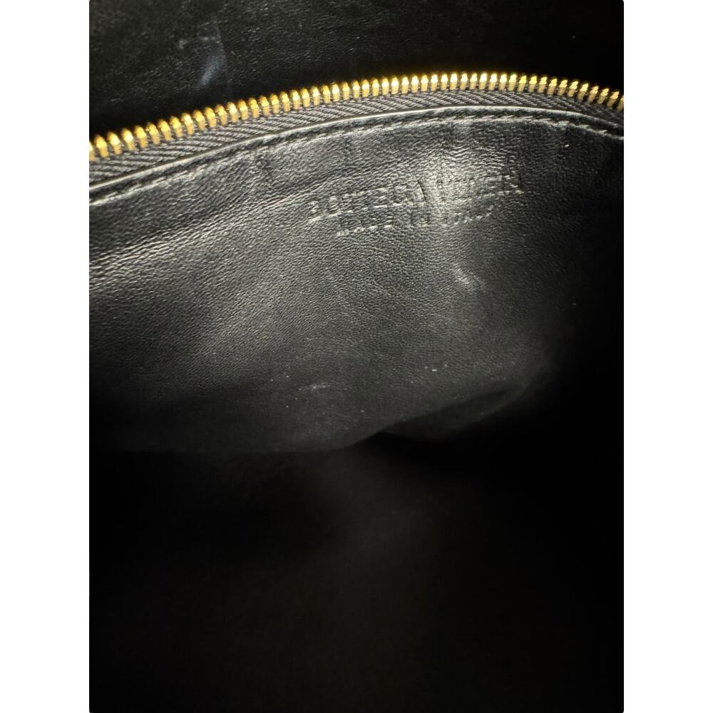 Bottega Veneta Large Saint Germaine Tote in Black - Picture 16 of 16